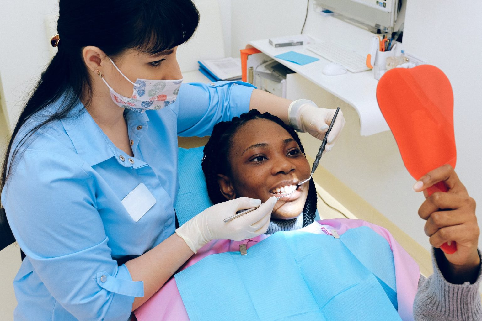Dental Assistant Explores Side Hustle as Dental Copywriter Susan